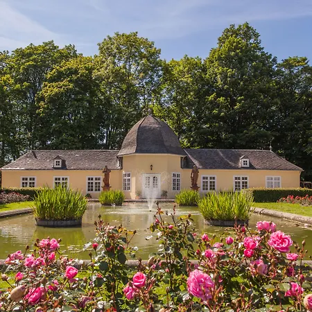 Hotel Alte Schule 3*