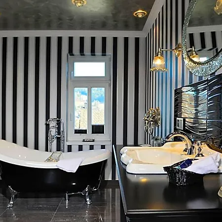 Hotel Alte Schule 3*