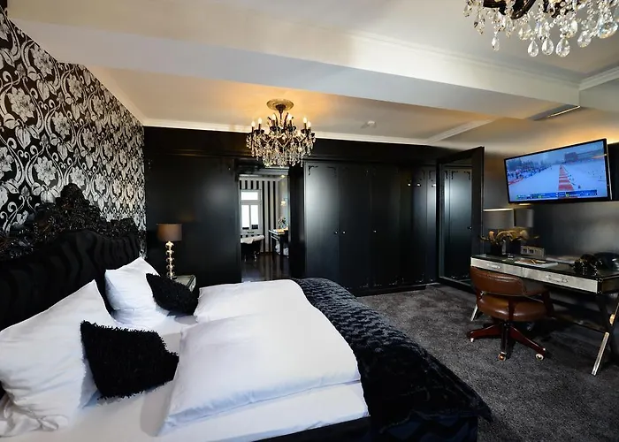 Alte Schule Hotel 3*