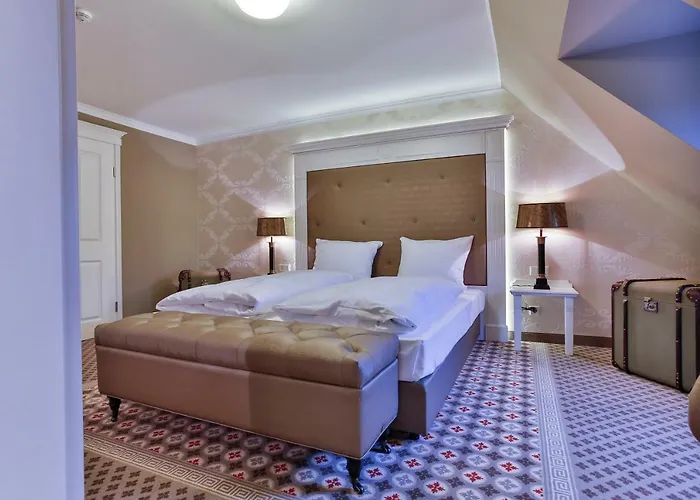 Hotel Alte Schule 3*